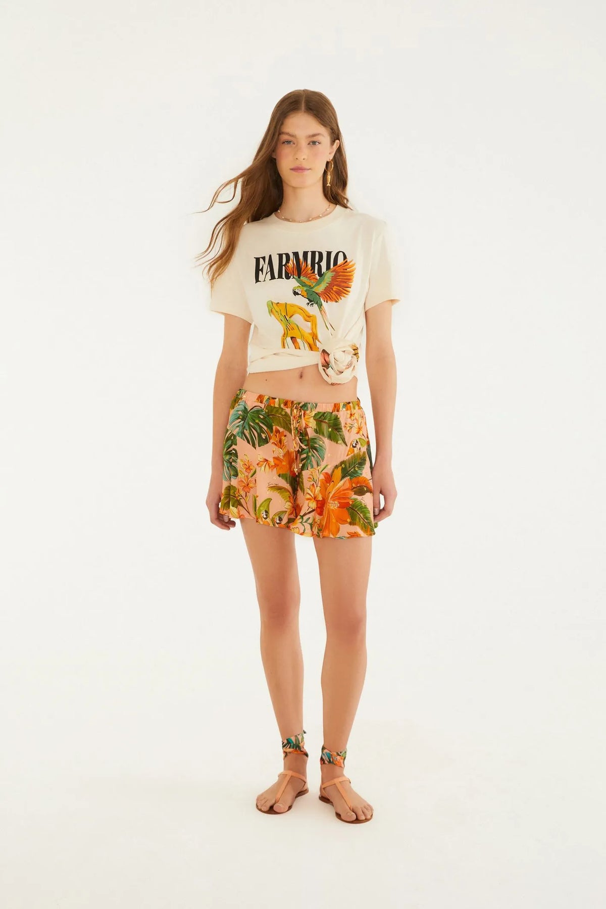 T-shirt Farm Cadeira e Biquini