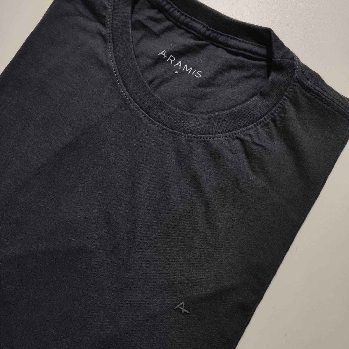 Camiseta Aramis Basica Logo A Emborrachado
